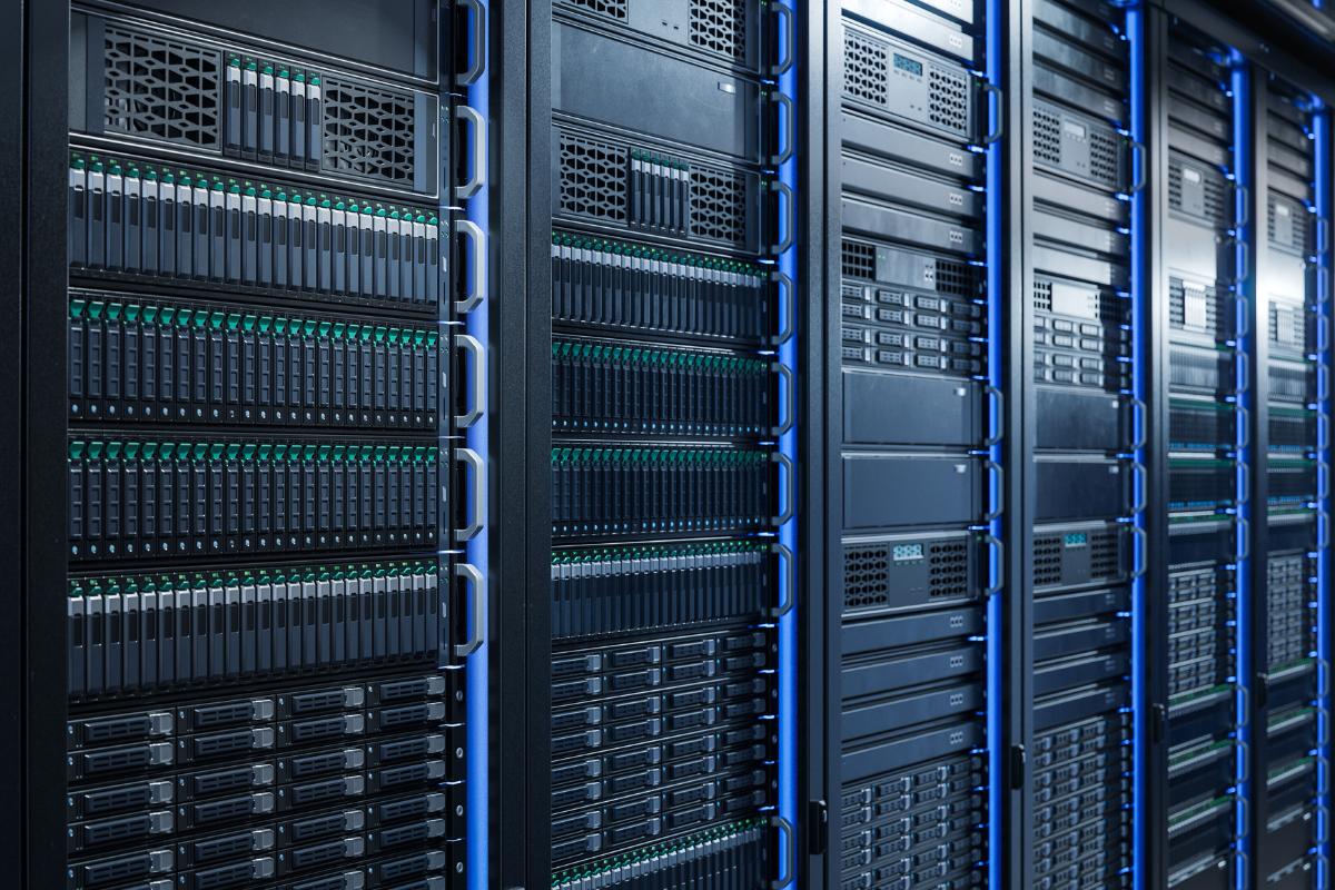 Virtualização de servidores (capa)